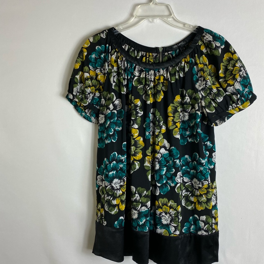 Daisy Fuentes blouse